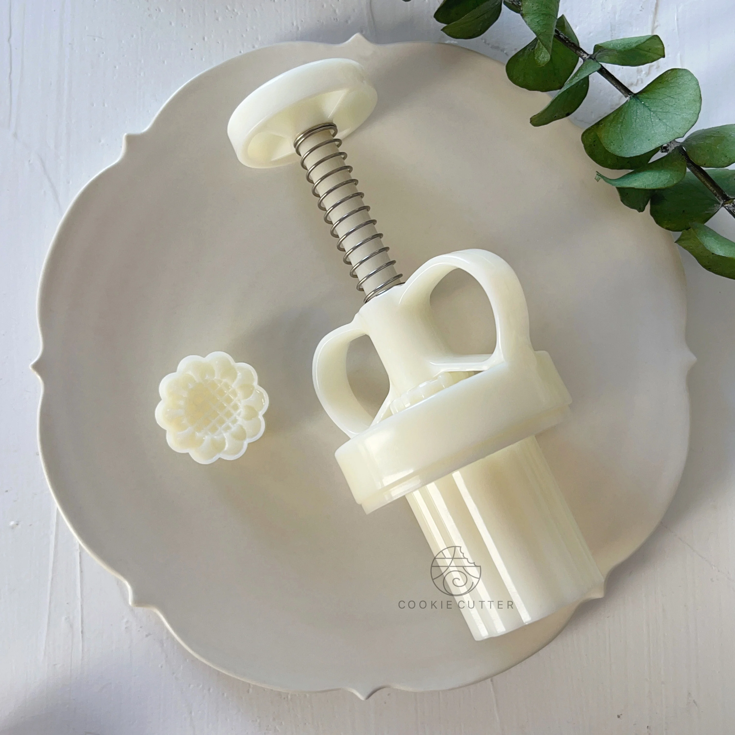 20g Mini Sunflower Shape Moonc - огляд і ціна Bunny Cake Mold